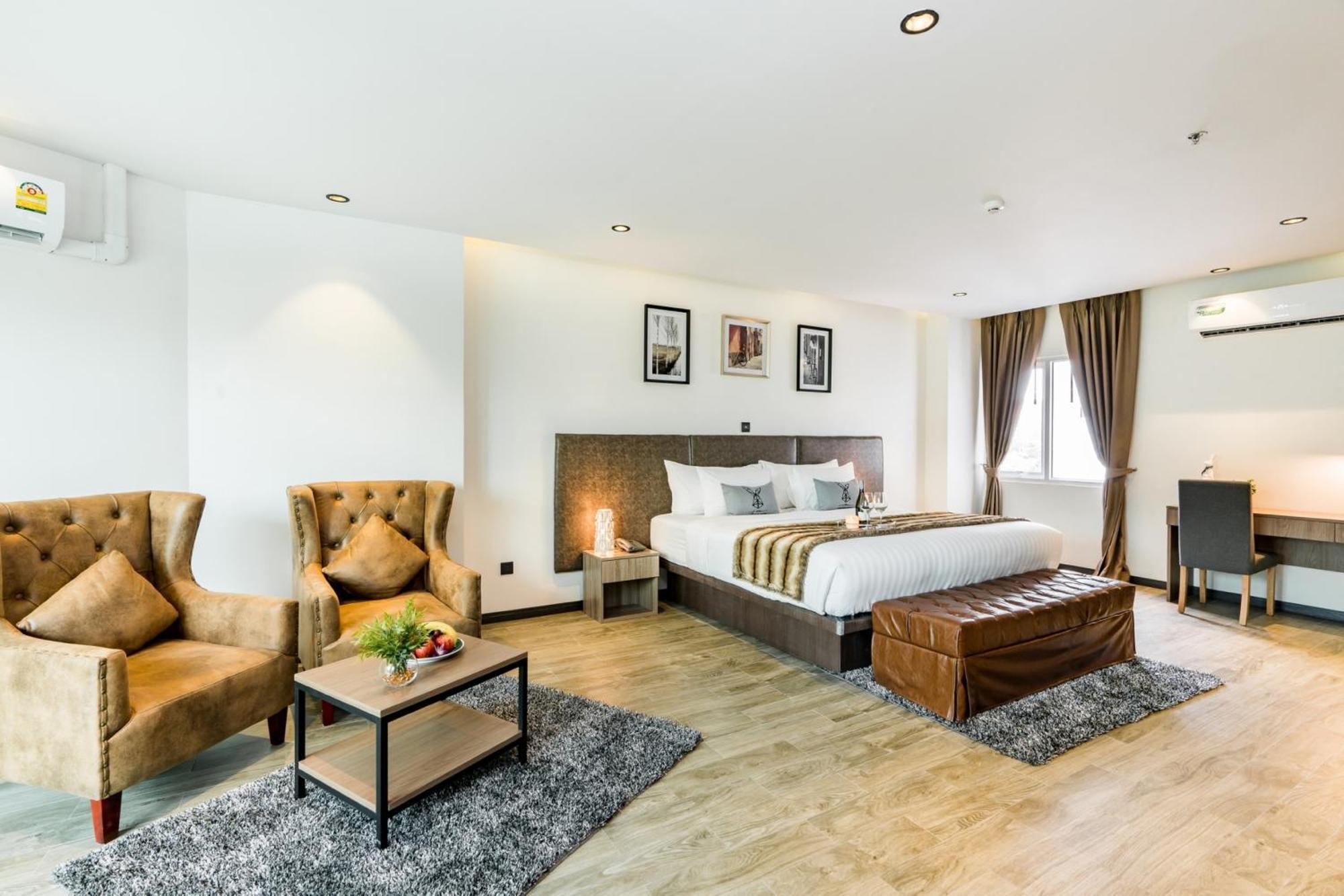 T Pattaya Hotel By Pcl Kültér fotó