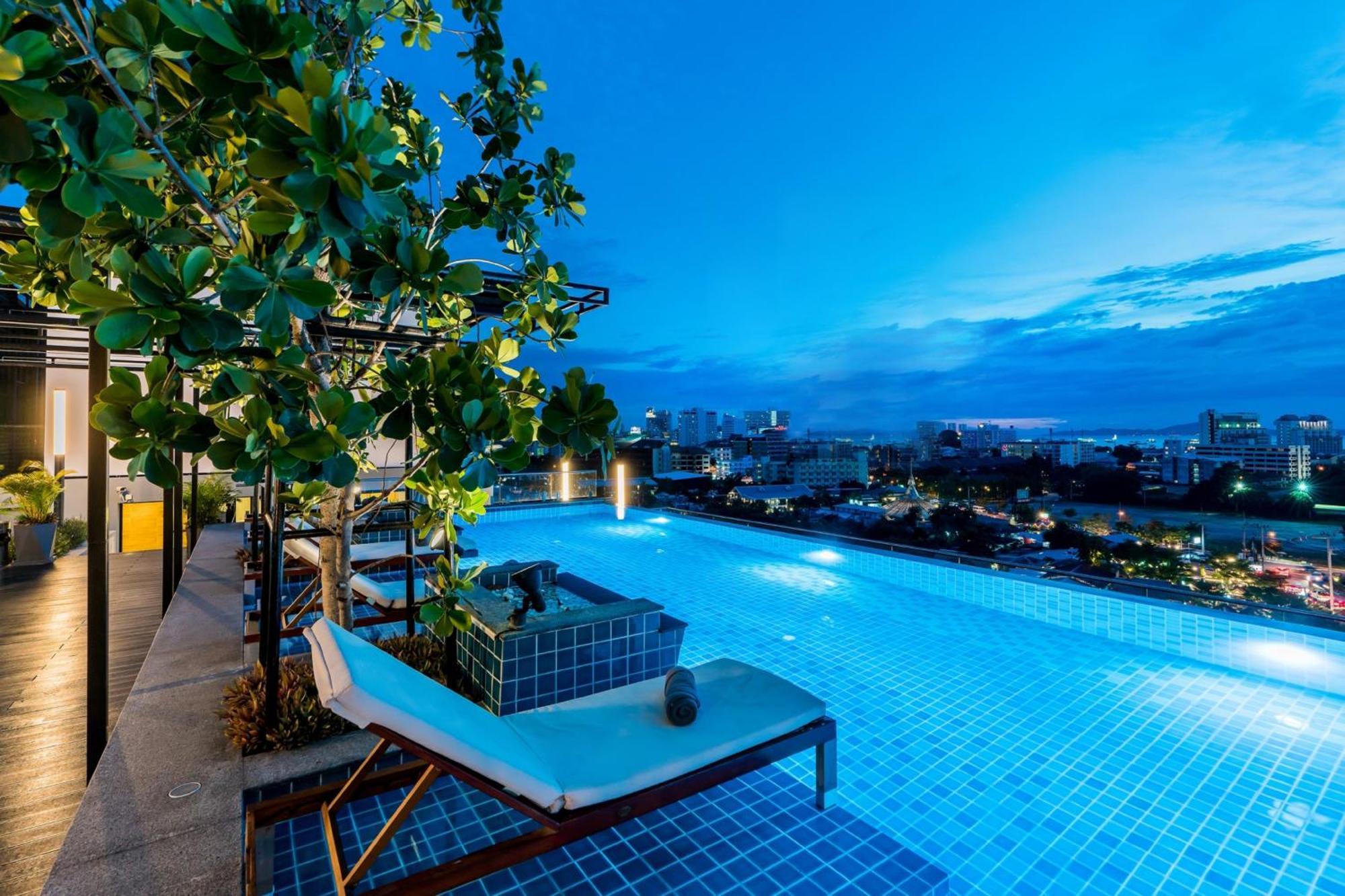 T Pattaya Hotel By Pcl Kültér fotó
