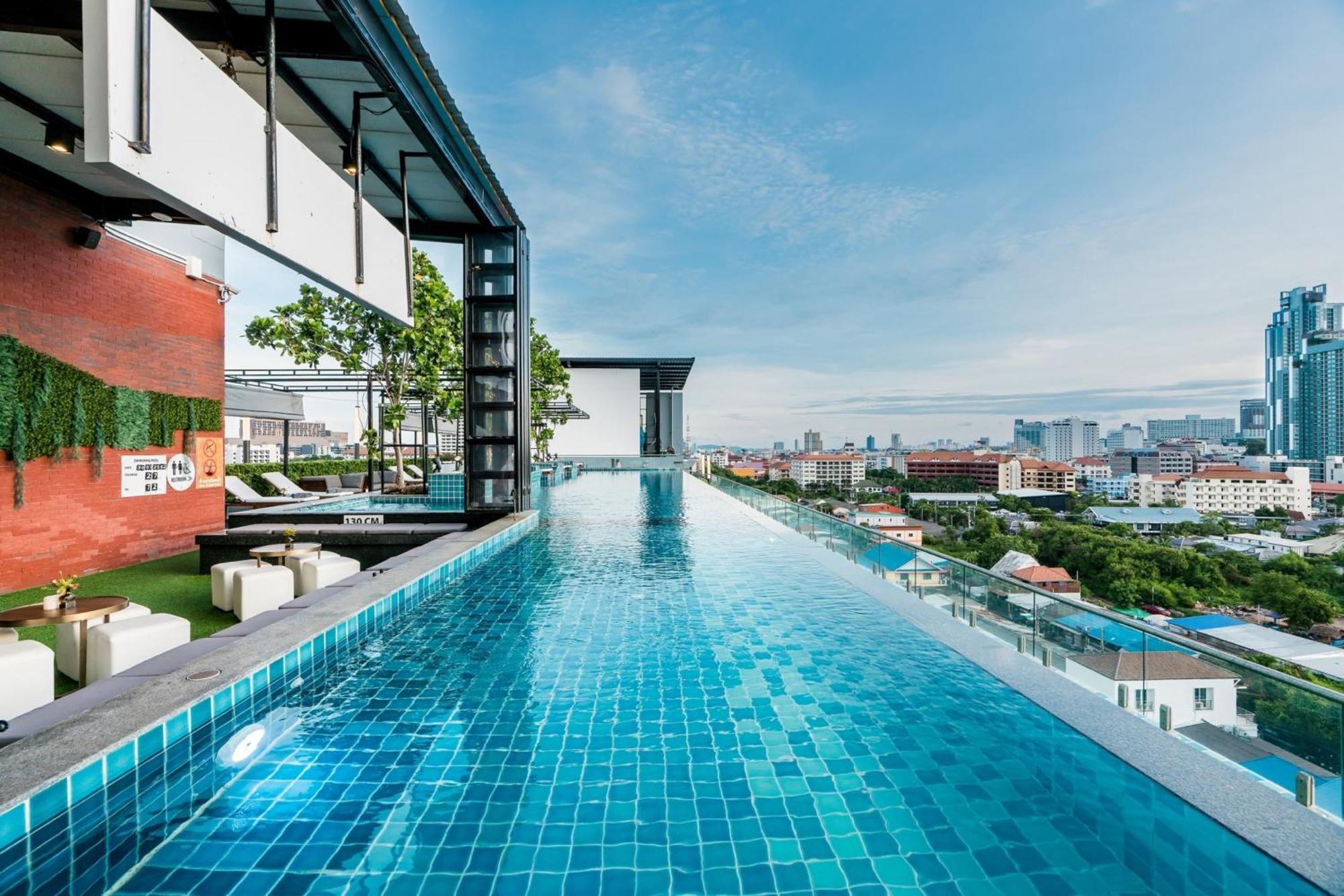 T Pattaya Hotel By Pcl Kültér fotó