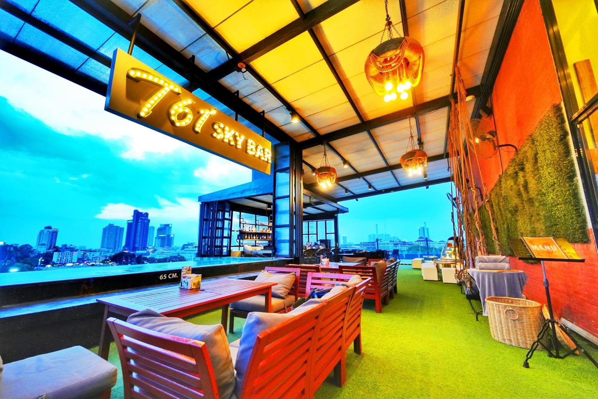 T Pattaya Hotel By Pcl Kültér fotó