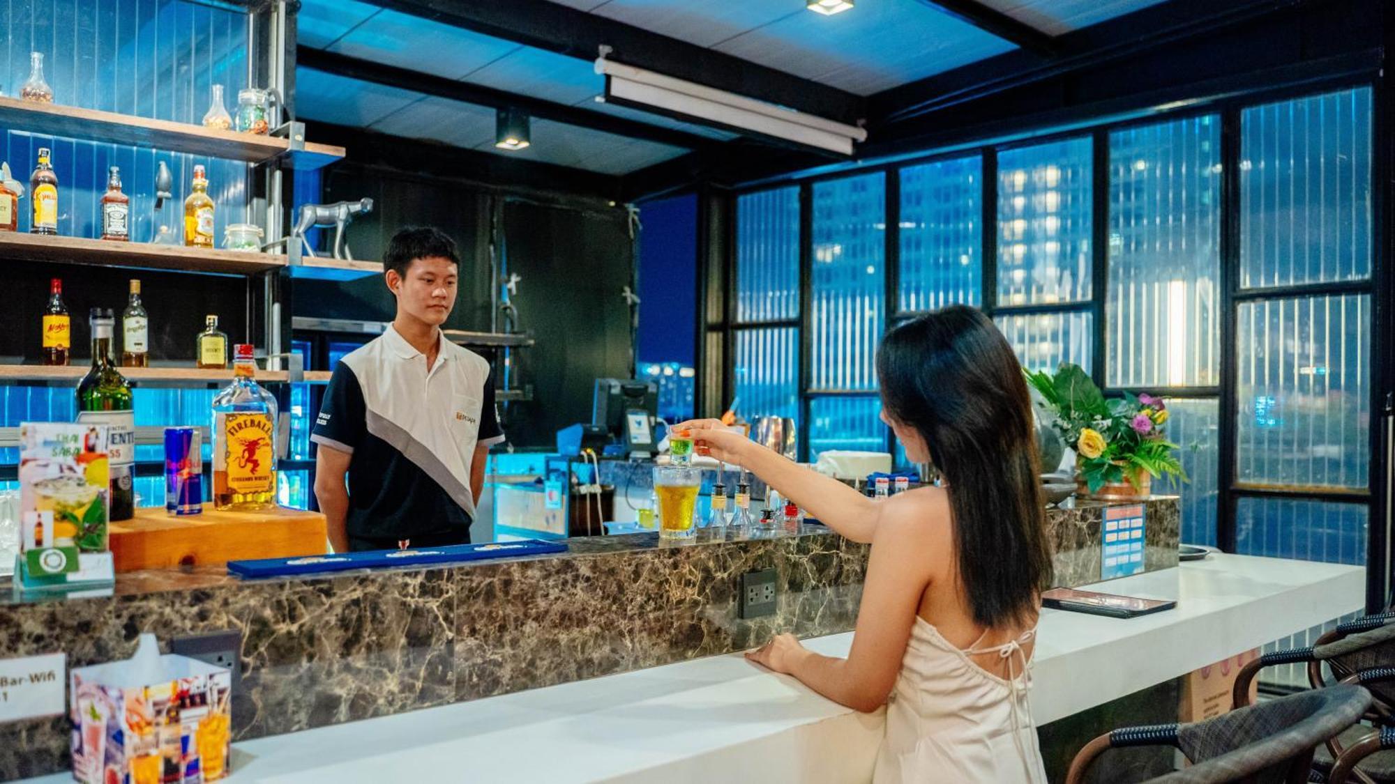 T Pattaya Hotel By Pcl Kültér fotó