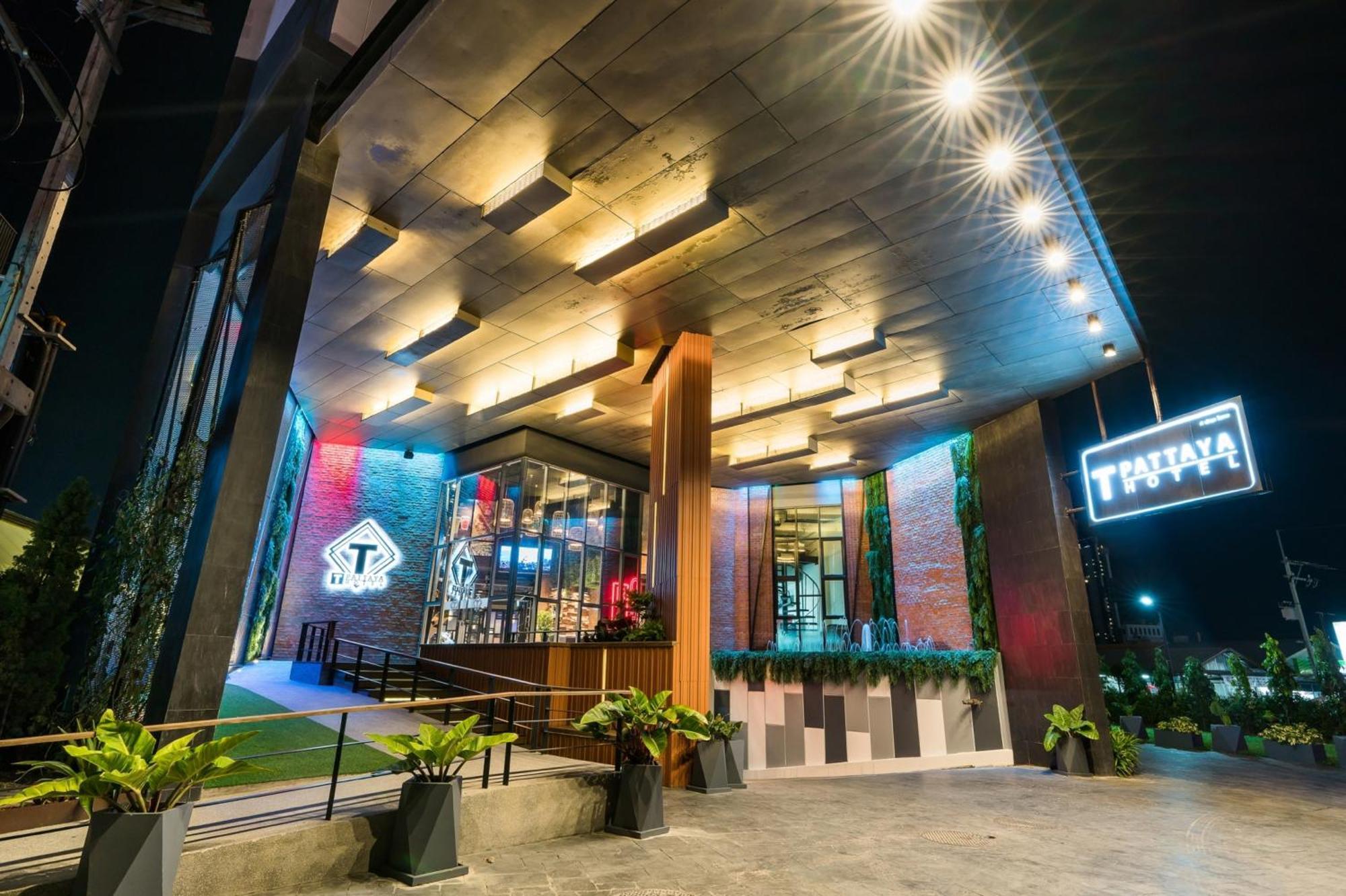 T Pattaya Hotel By Pcl Kültér fotó